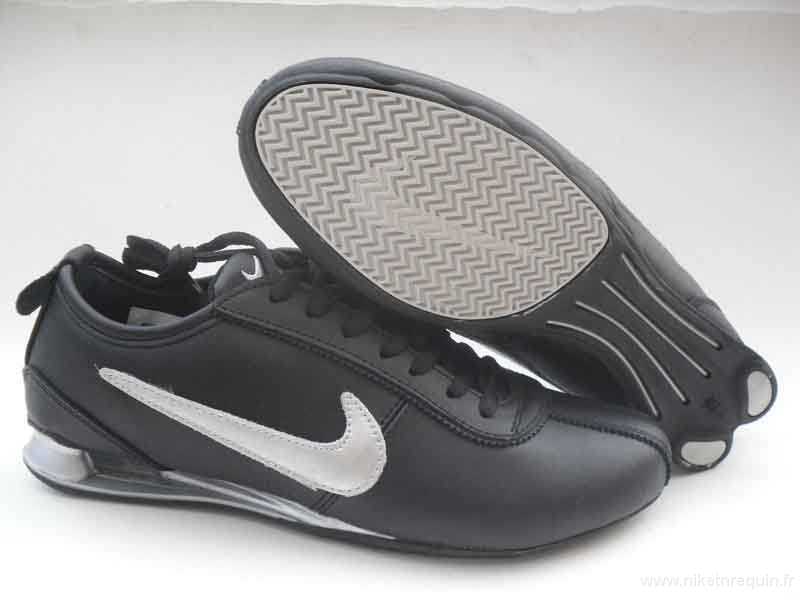 Nike Shox R2 chaussures noir argent (1)